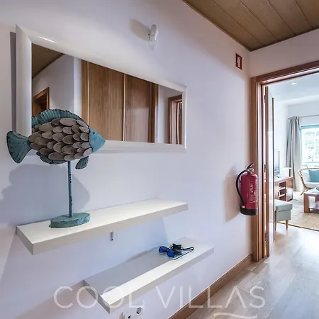 Marina Water View - 6 People, Bars & Restaurants Αλμπουφέιρα