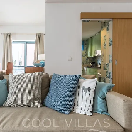 Apartment Marina Water View - 6 People, Bars & Restaurants Albufeira