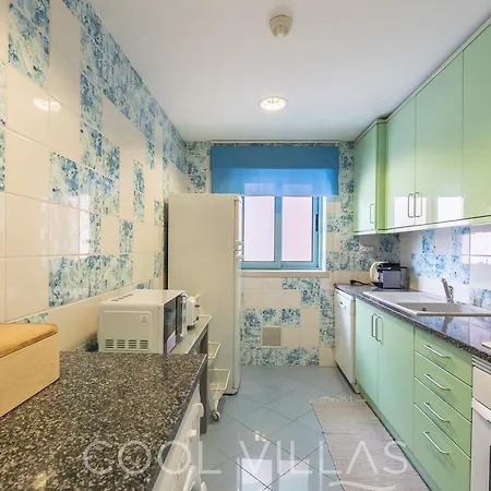 Apartment Marina Water View - 6 People, Bars & Restaurants