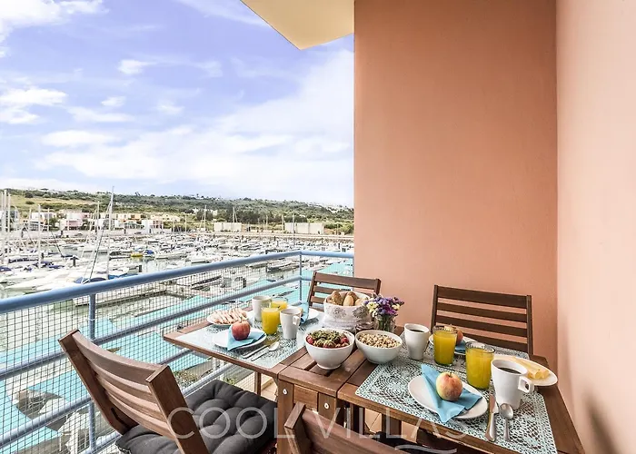 Apartament Marina Water View - 6 People, Bars & Restaurants